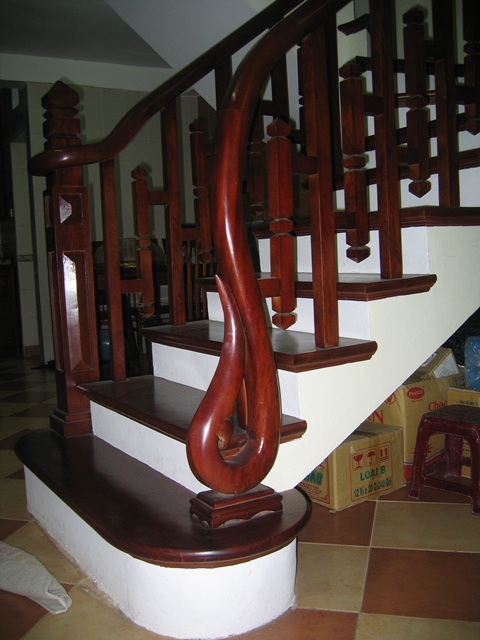 Cầu thang gỗ Lim nhà anh Bình, địa chỉ:số 29LK11,Khu đô thị mới Văn Phú, Hà Đông, HN
